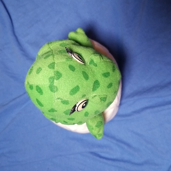 Baby Ds Dinosaur Hatching from Egg Stuff Animal - Picture 9 of 10